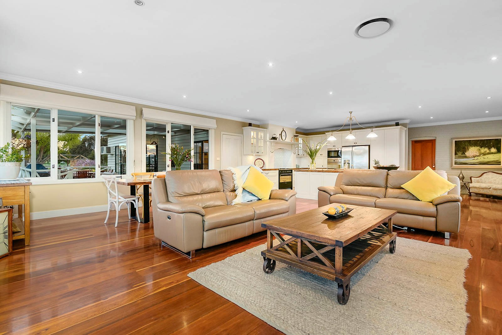 Property Gallery Thumbnail 7