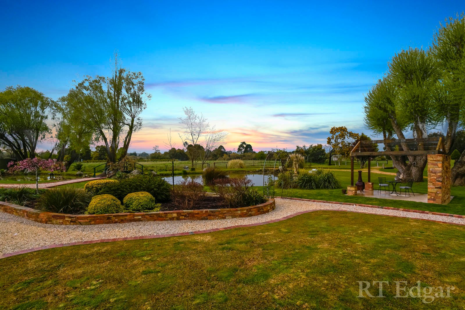 Property Gallery Thumbnail 16