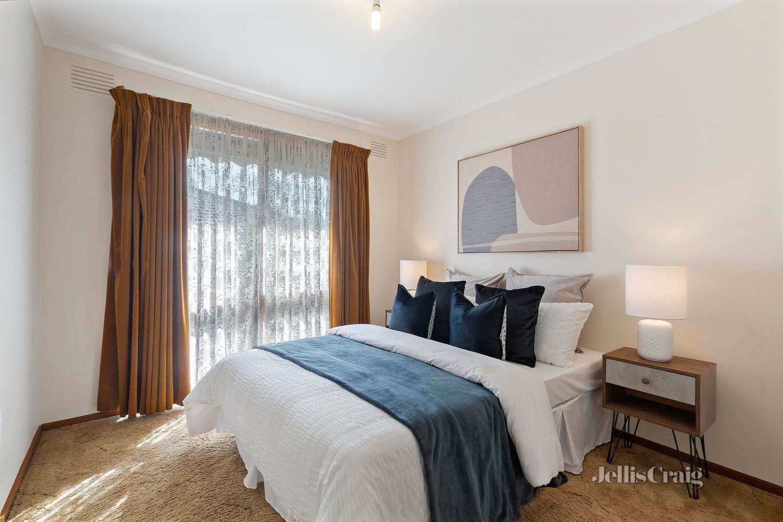 3 Cloverdale Close, Burwood East image 9