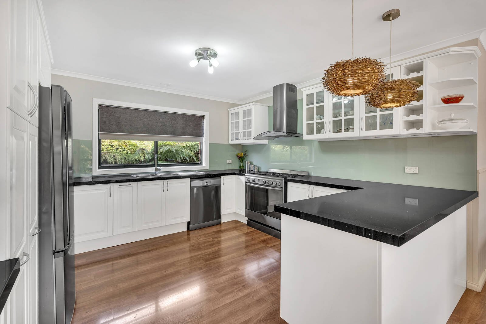 Property Gallery Thumbnail 2