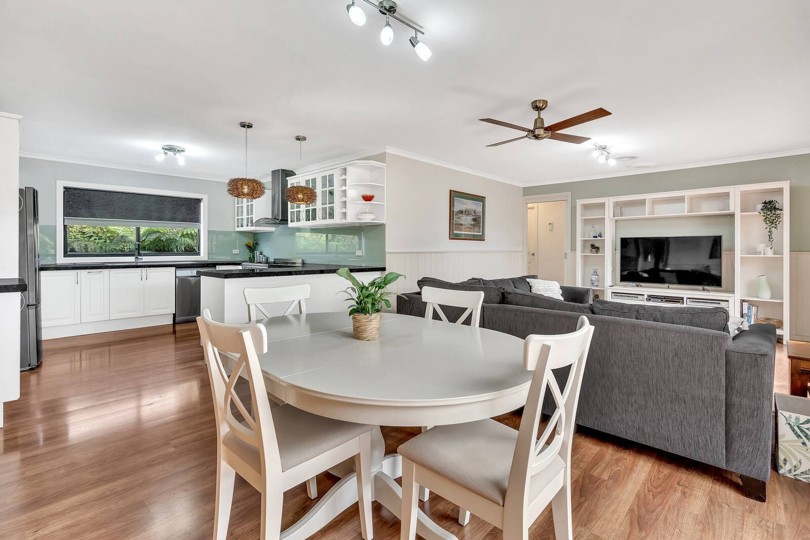 Property Gallery Thumbnail 4