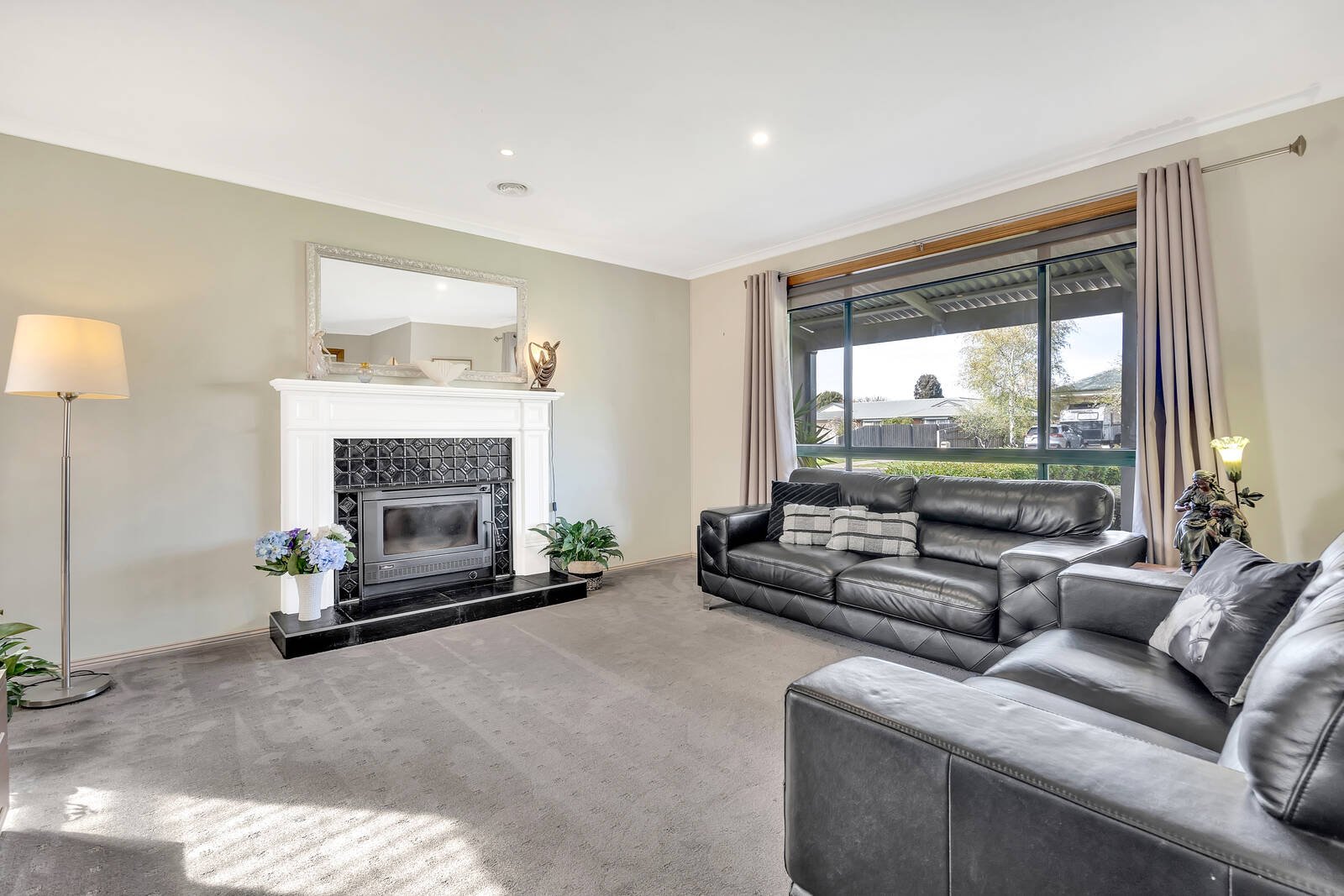 Property Gallery Thumbnail 5