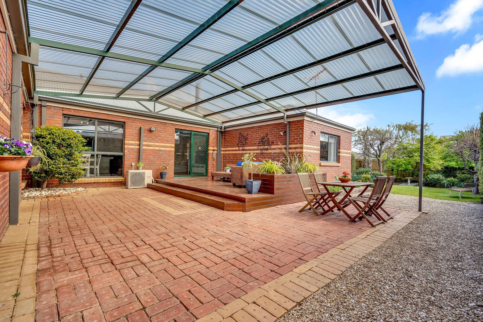Property Gallery Thumbnail 13