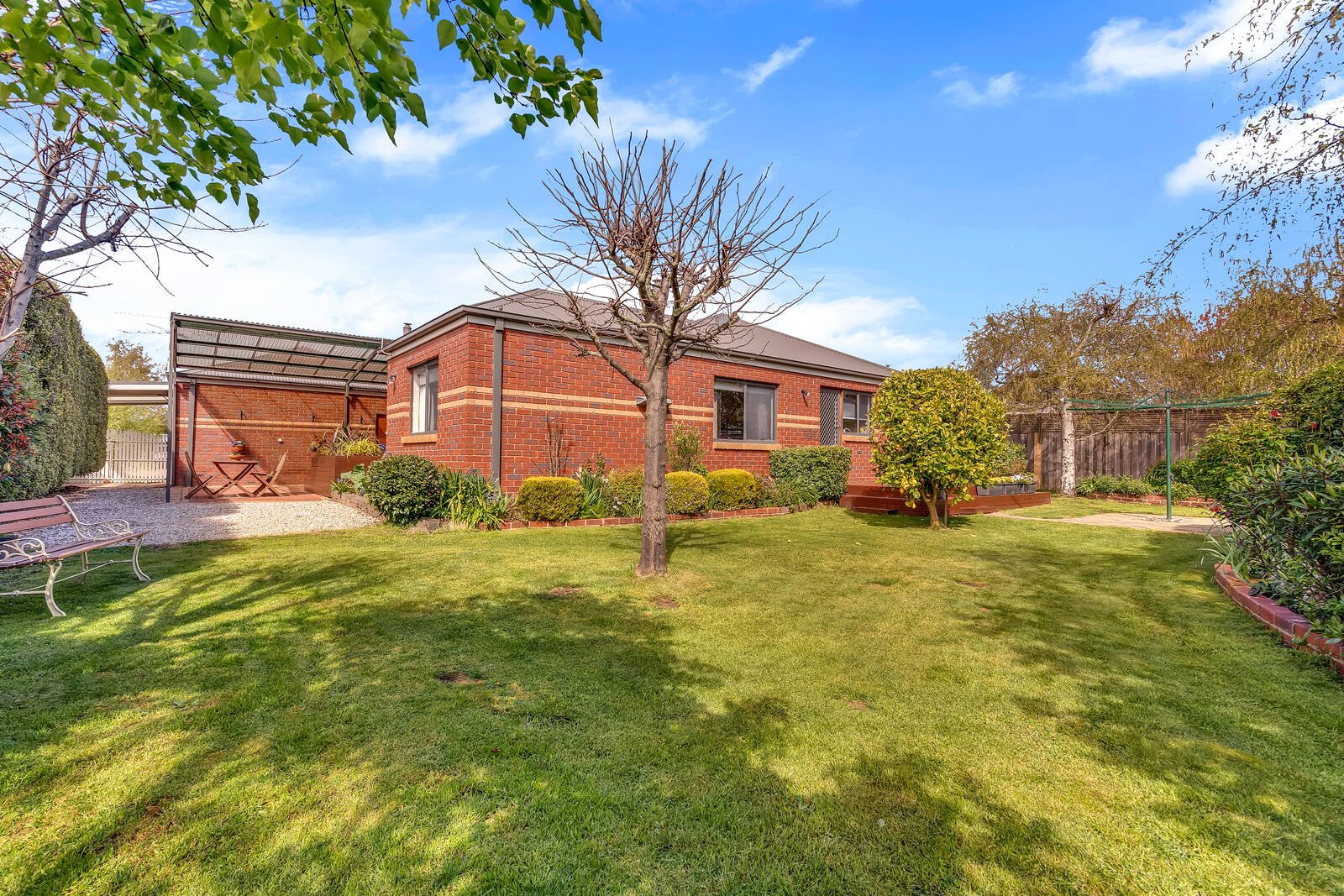 Property Gallery Thumbnail 16