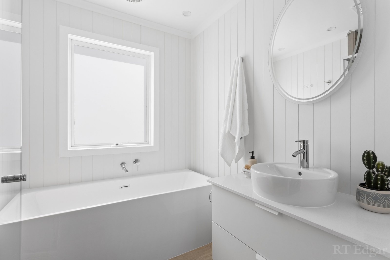 Property Gallery Thumbnail 11