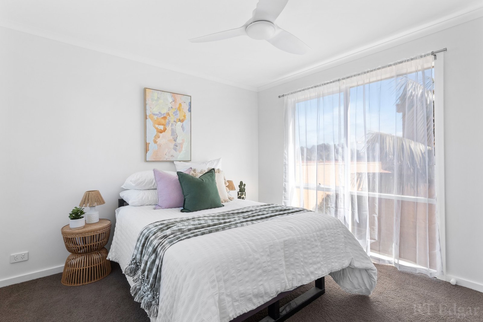 Property Gallery Thumbnail 13