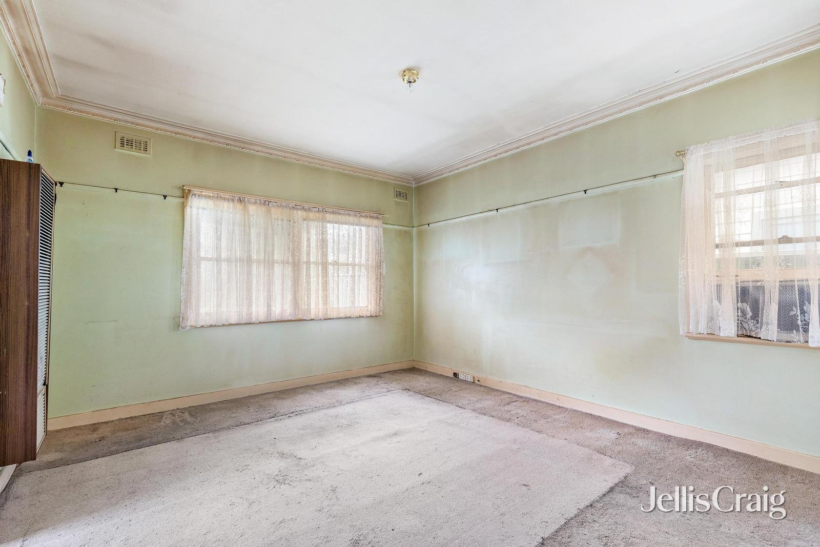 3 Creswick Street, Footscray image 5