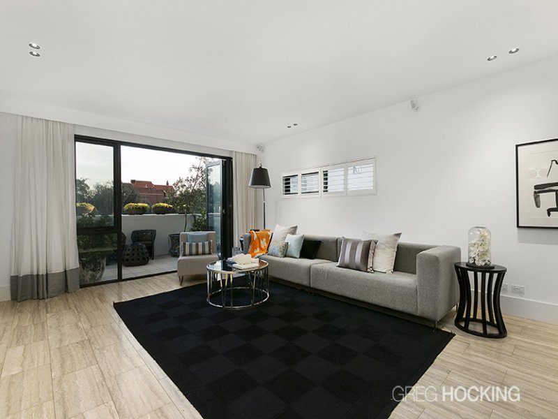 3 Danks Street, Albert Park image 3