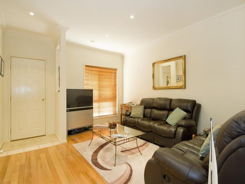 3 Dargai Road, Belmont image 2