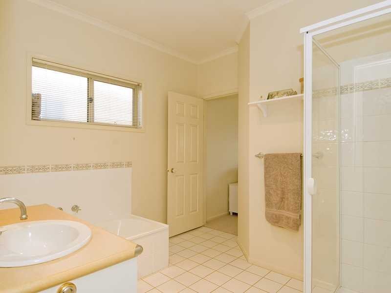 3 Dargai Road, Belmont image 8