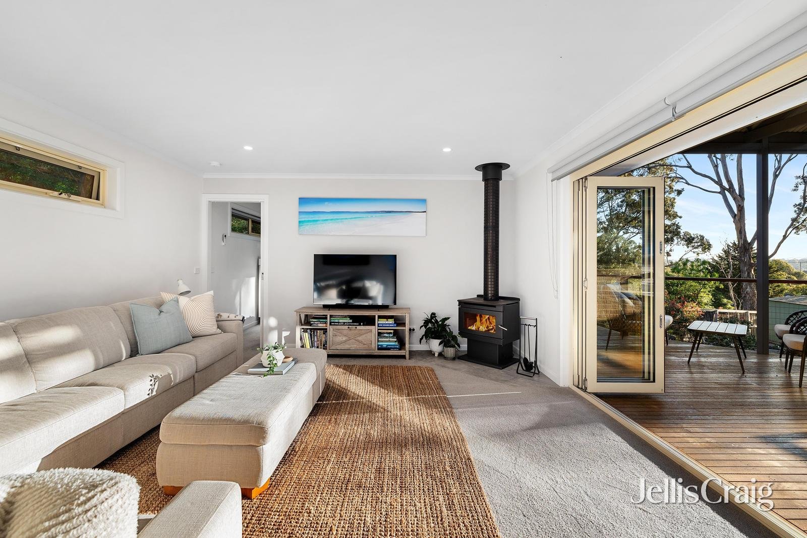 3 Darly Glen, Greensborough image 2