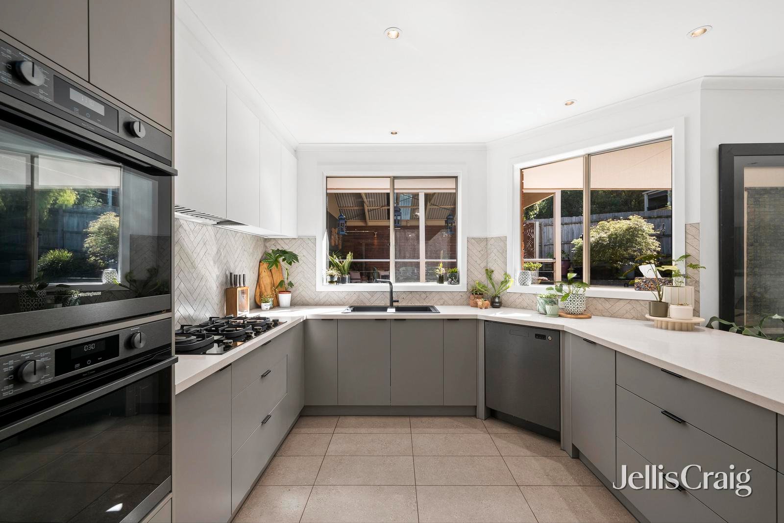 3 Darnley Way, Mooroolbark image 4