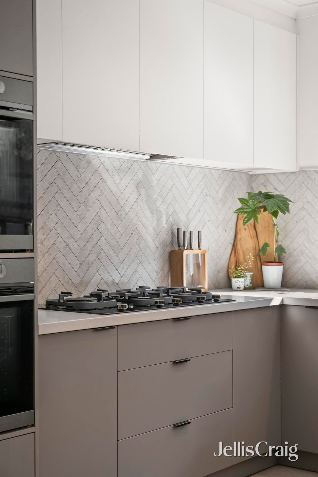 3 Darnley Way, Mooroolbark image 5