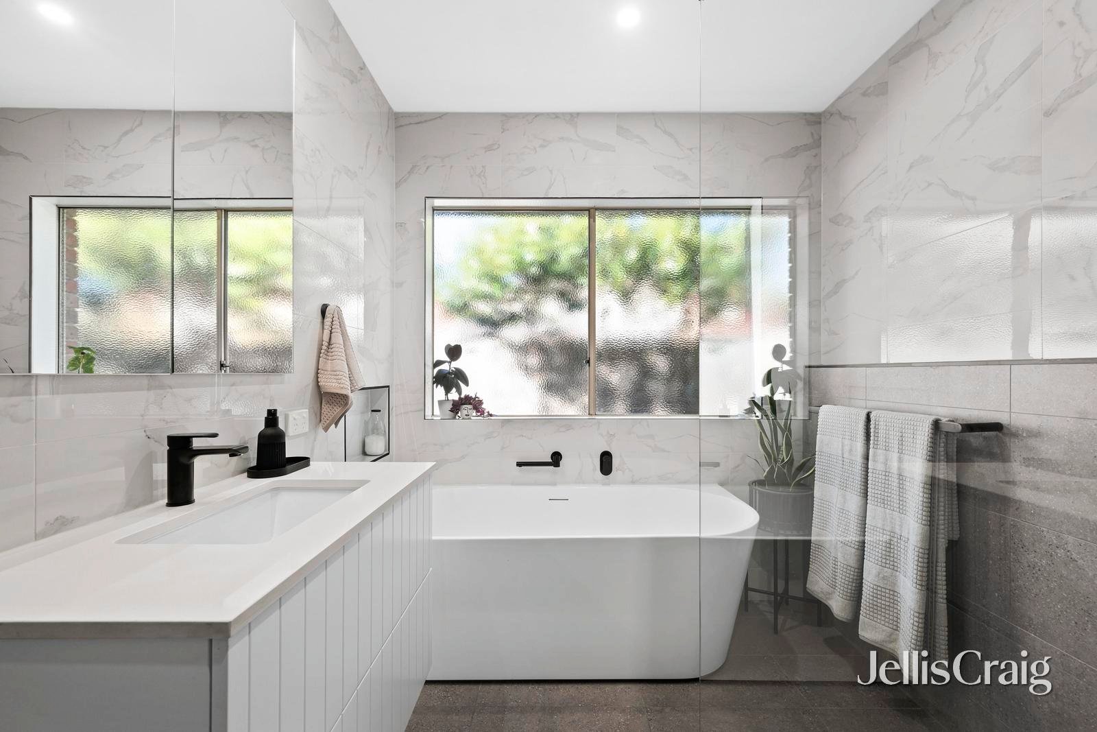 3 Darnley Way, Mooroolbark image 14