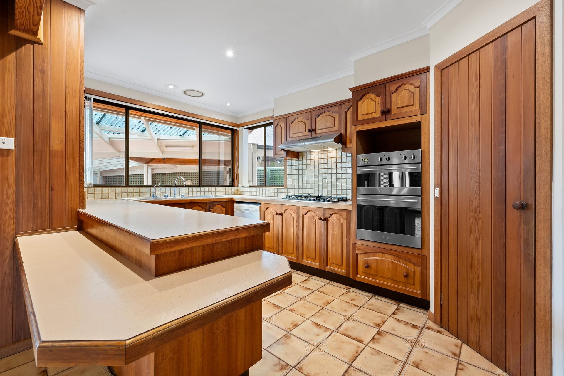 3 Denham Court, Templestowe image 4