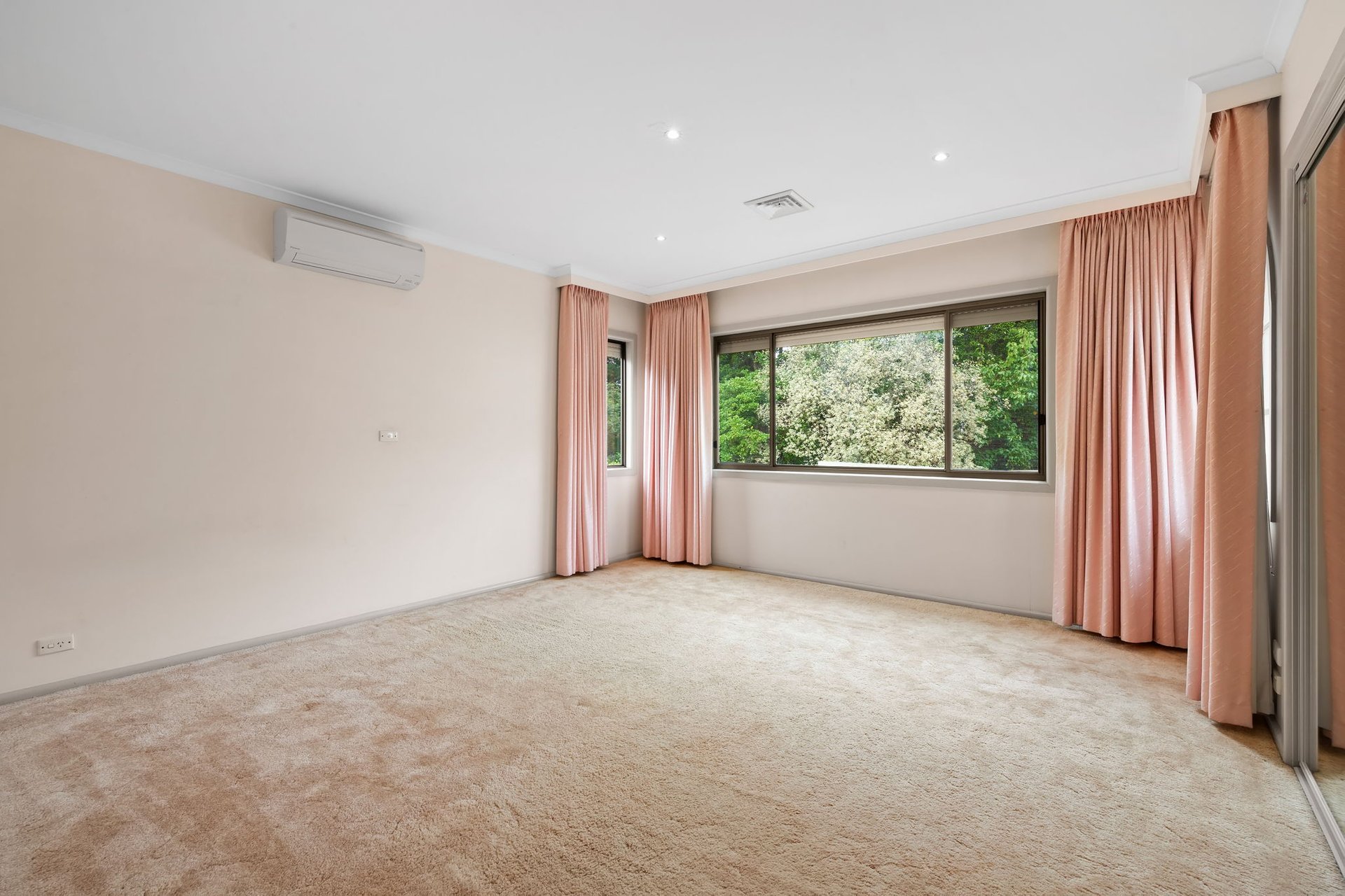 3 Denham Court, Templestowe image 7
