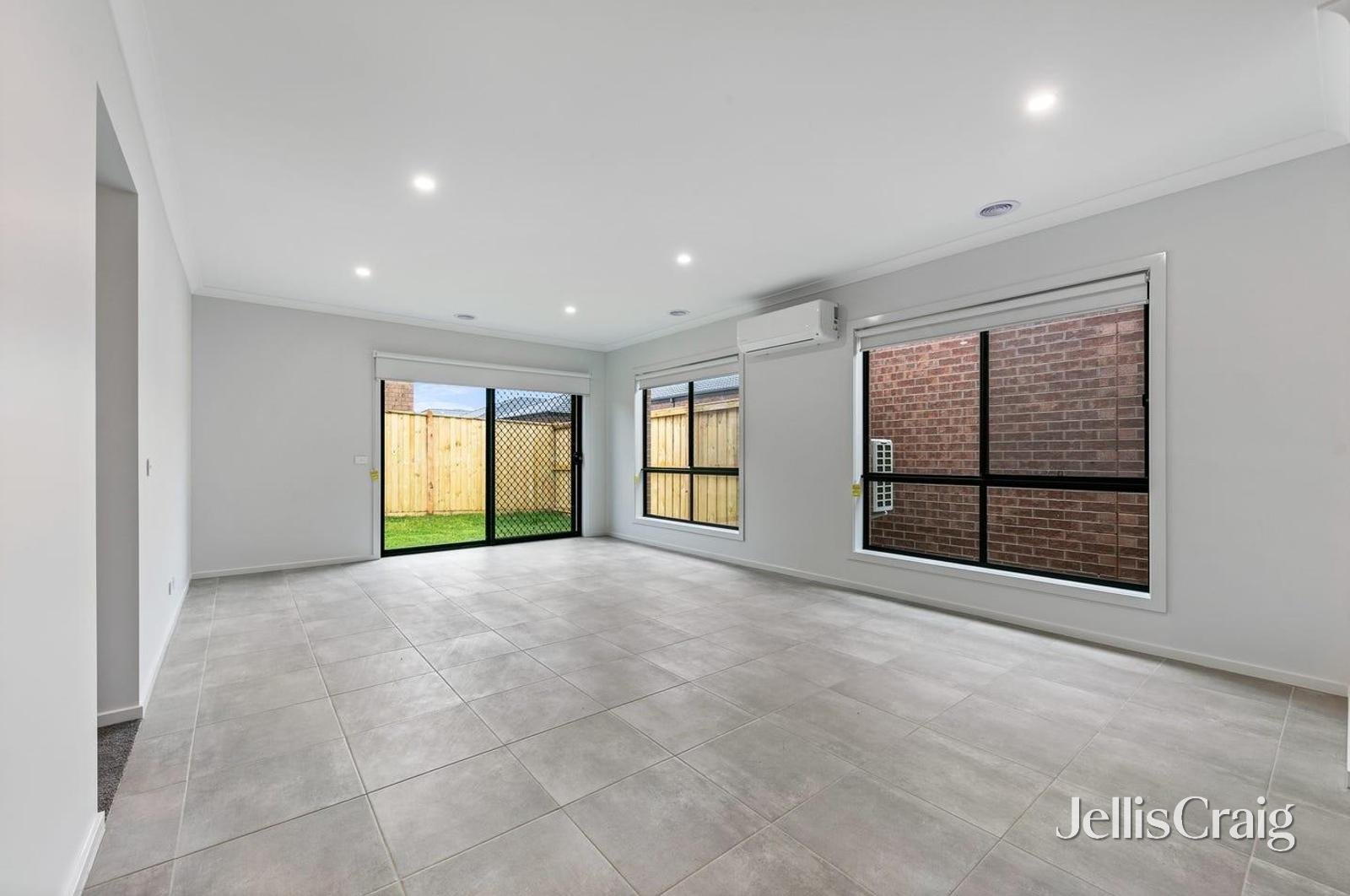 3 Diablo Place, Smythes Creek image 3