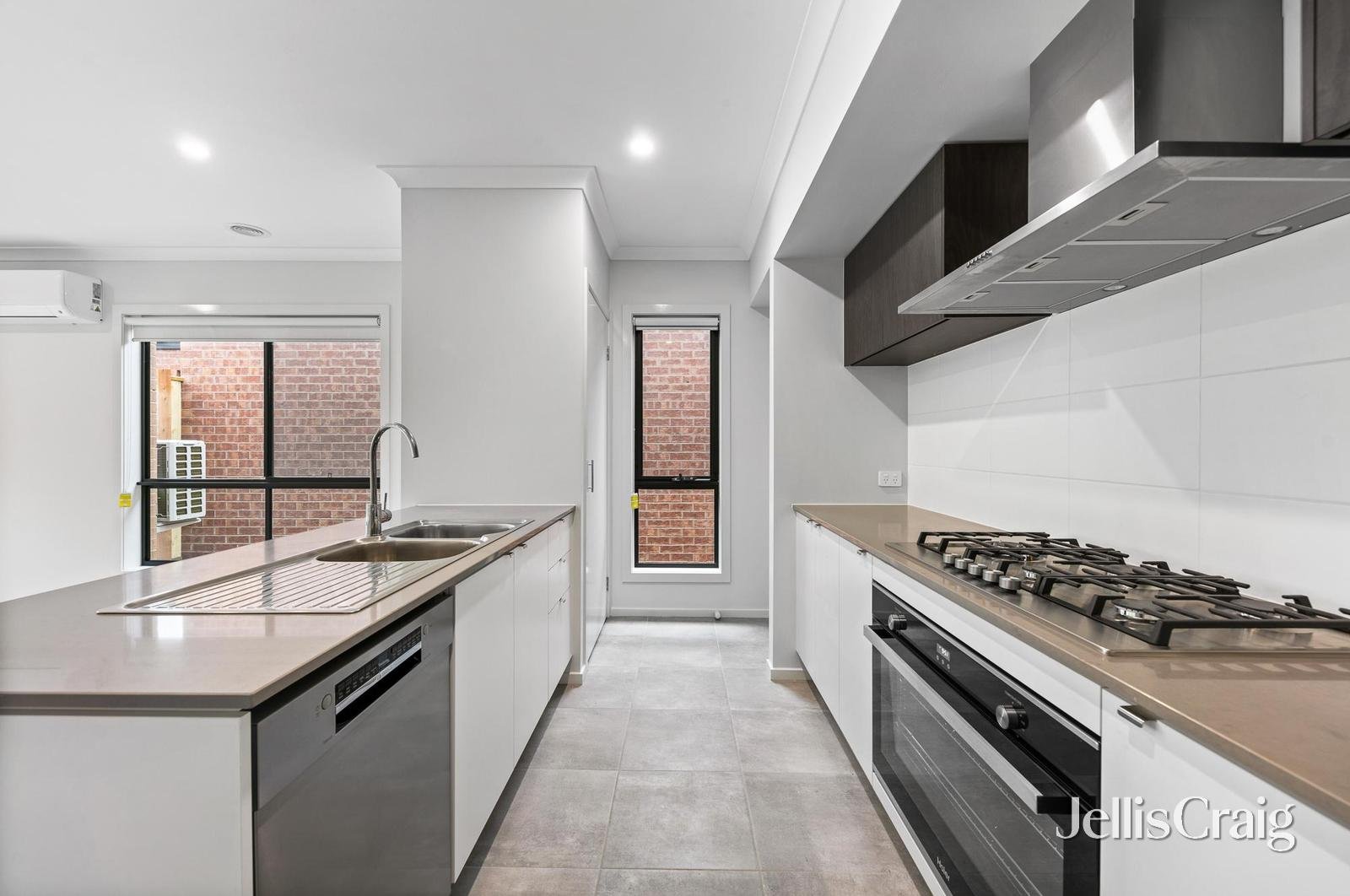 3 Diablo Place, Smythes Creek image 3