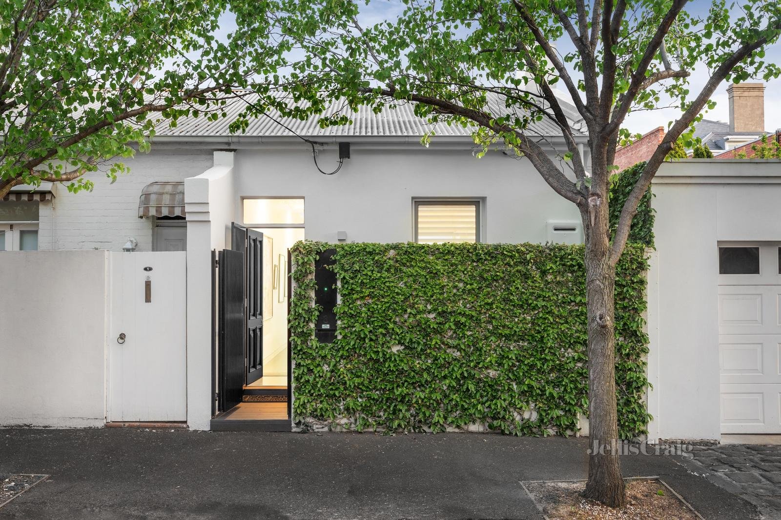 3 Draper Street, Albert Park image 1