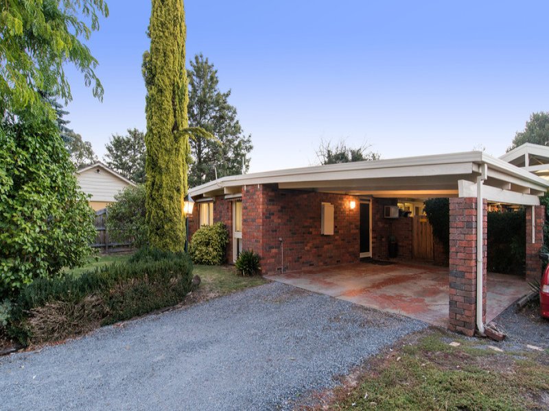 3 Drovers Walk, Chirnside Park image 1