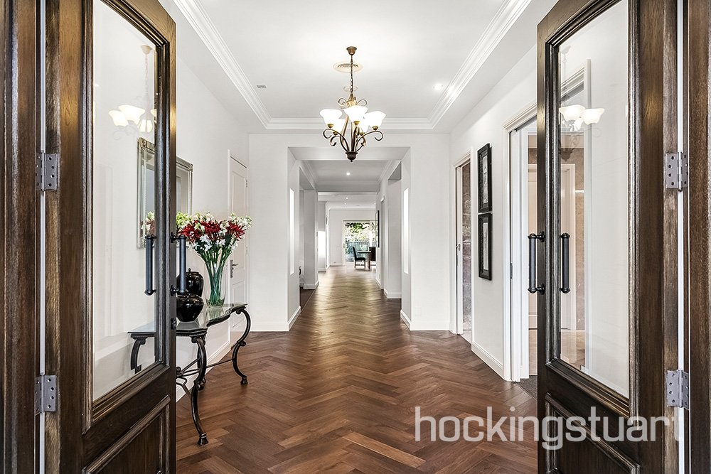 3 Dumblane Street, Balwyn North image 4