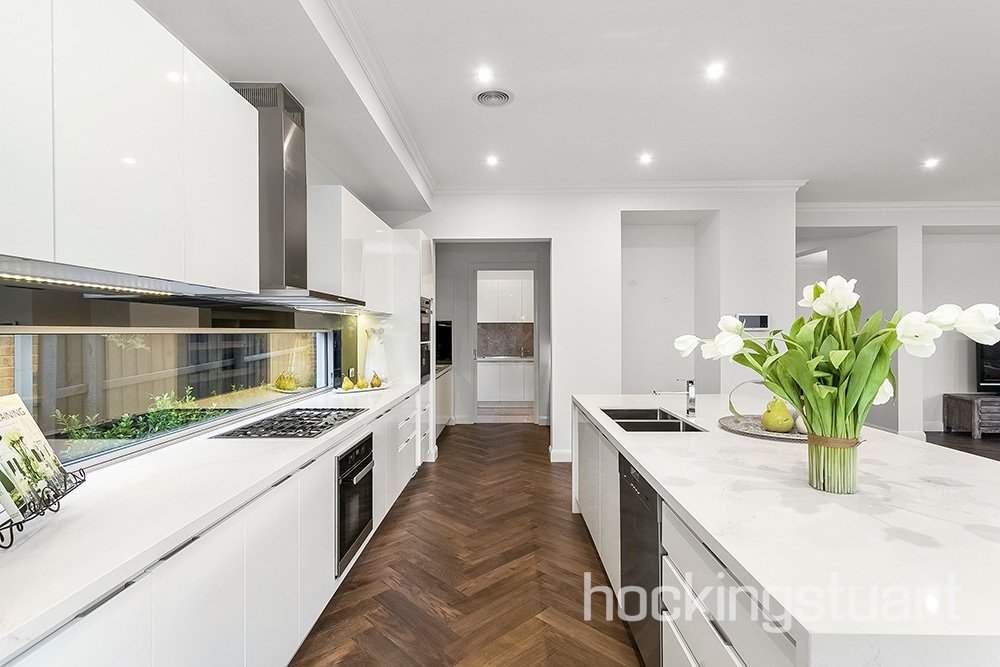3 Dumblane Street, Balwyn North image 5