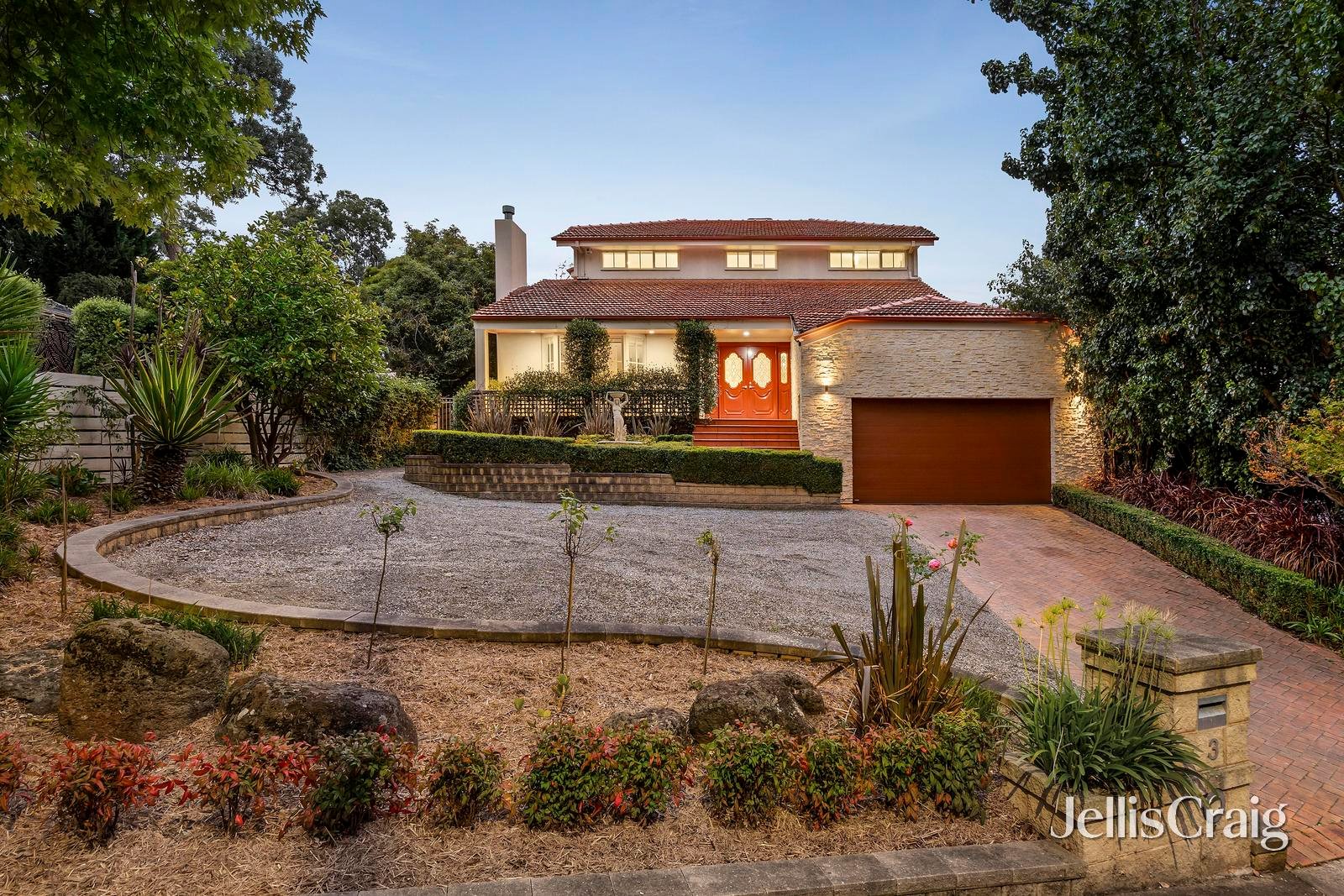 3 Era Court, Donvale image 1