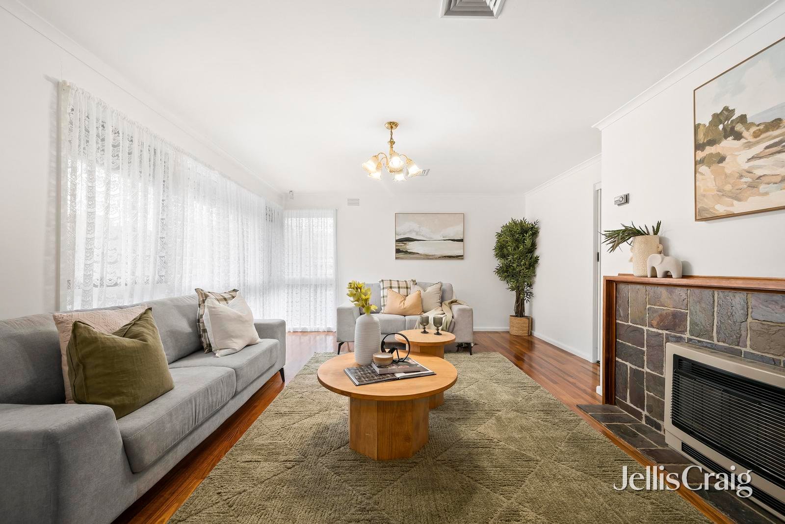 3 Erang Court, Mooroolbark image 2