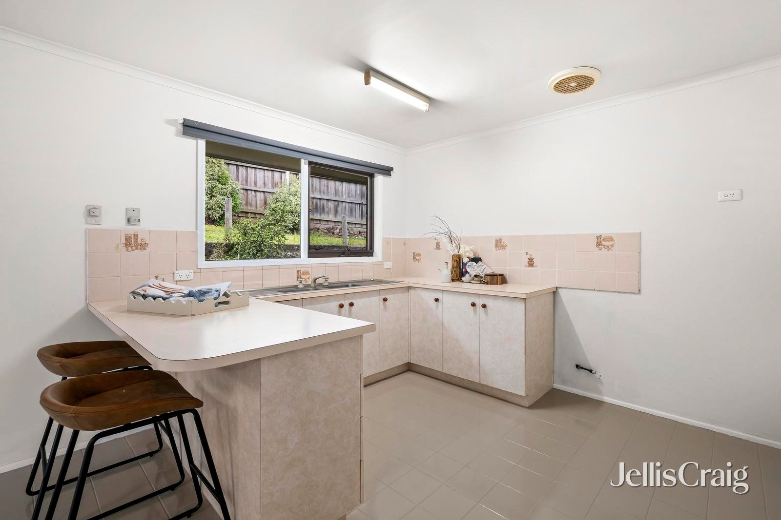 3 Erang Court, Mooroolbark image 6