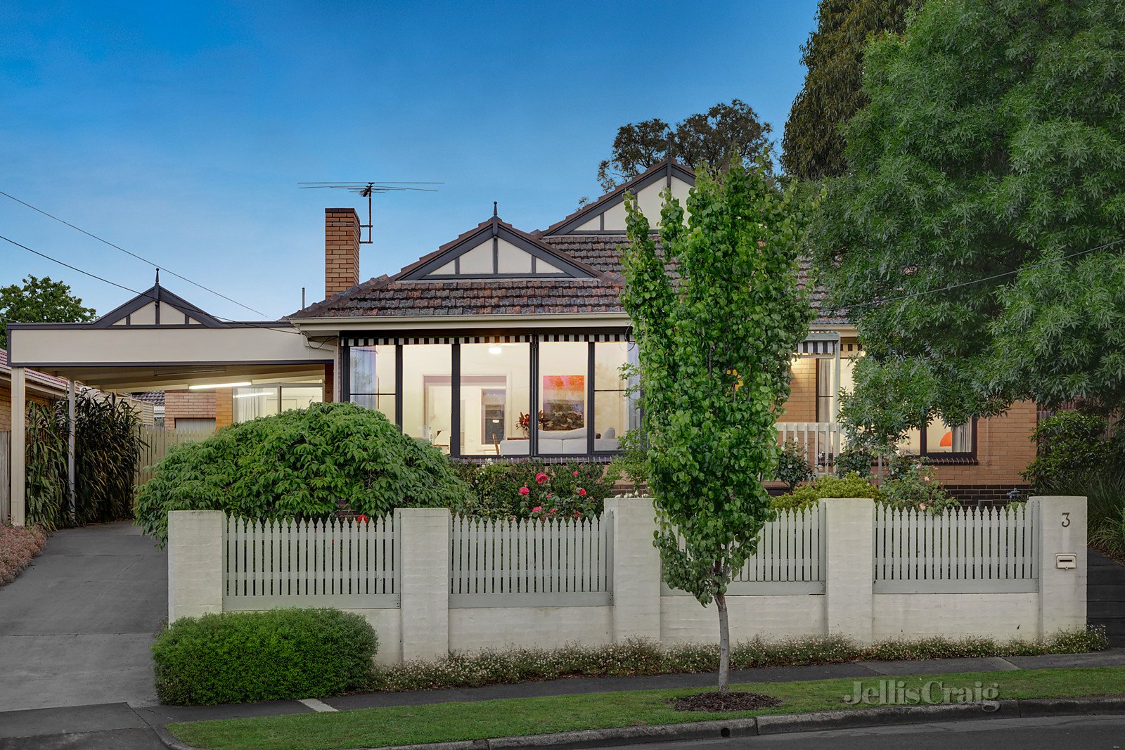 3 Esk Court, Forest Hill image 1