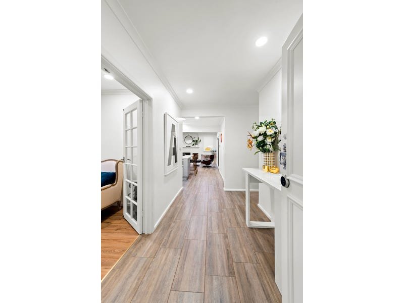 Property Gallery Thumbnail 11