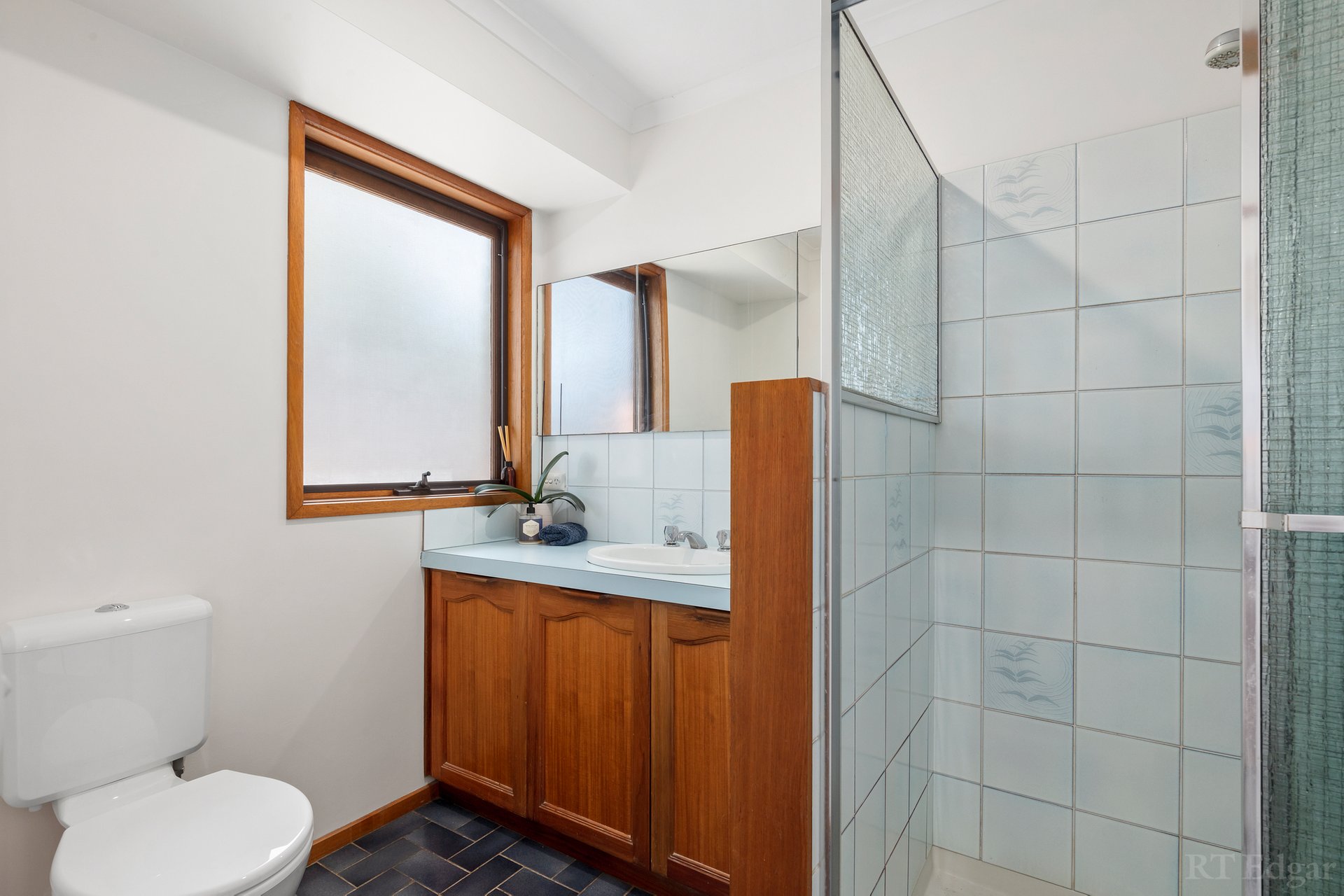 Property Gallery Thumbnail 8