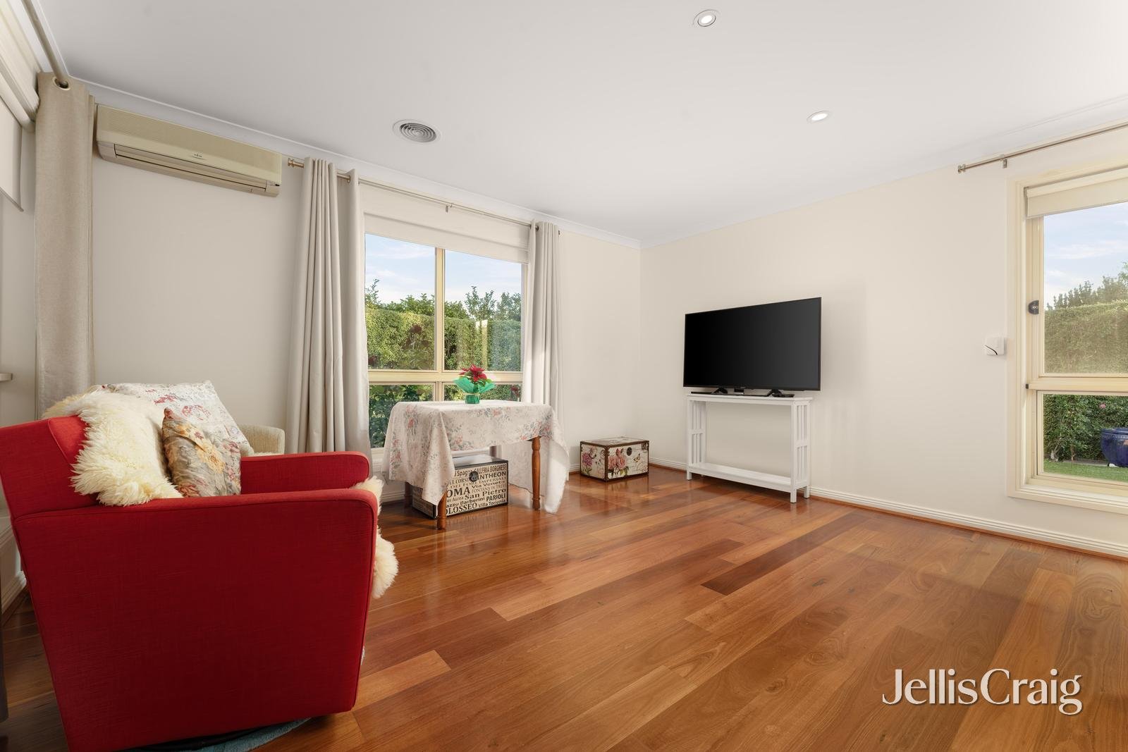 3 Faversham Avenue, Lake Gardens image 13