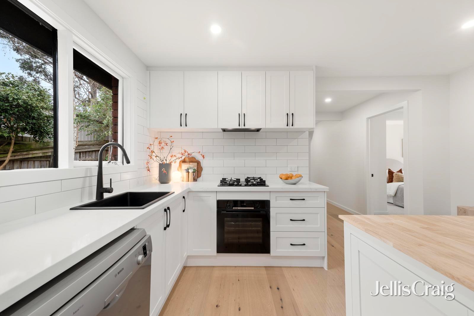 3 Fiona Court, Ringwood image 3