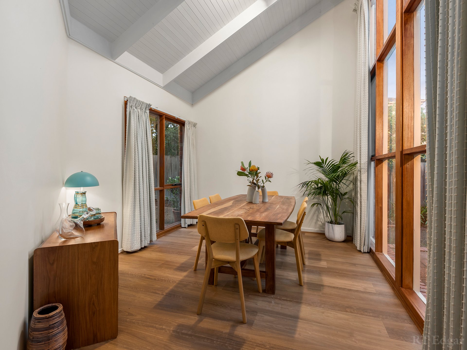 Property Gallery Thumbnail 9