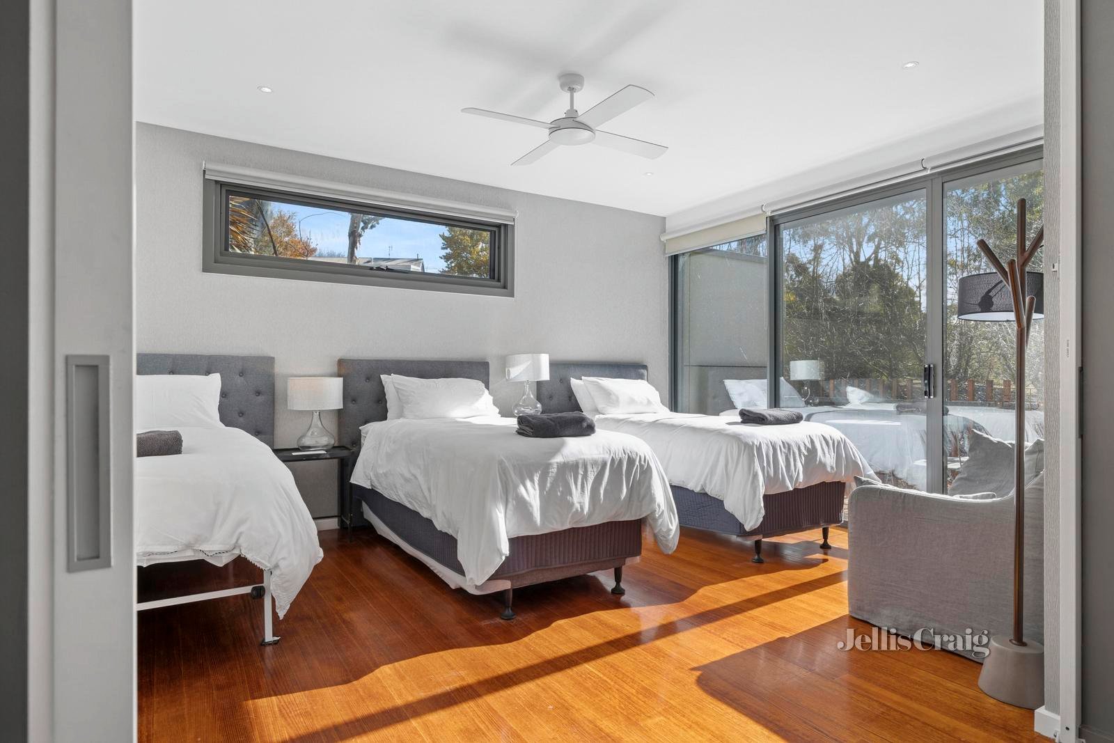 3 Frame Avenue, Hepburn image 12