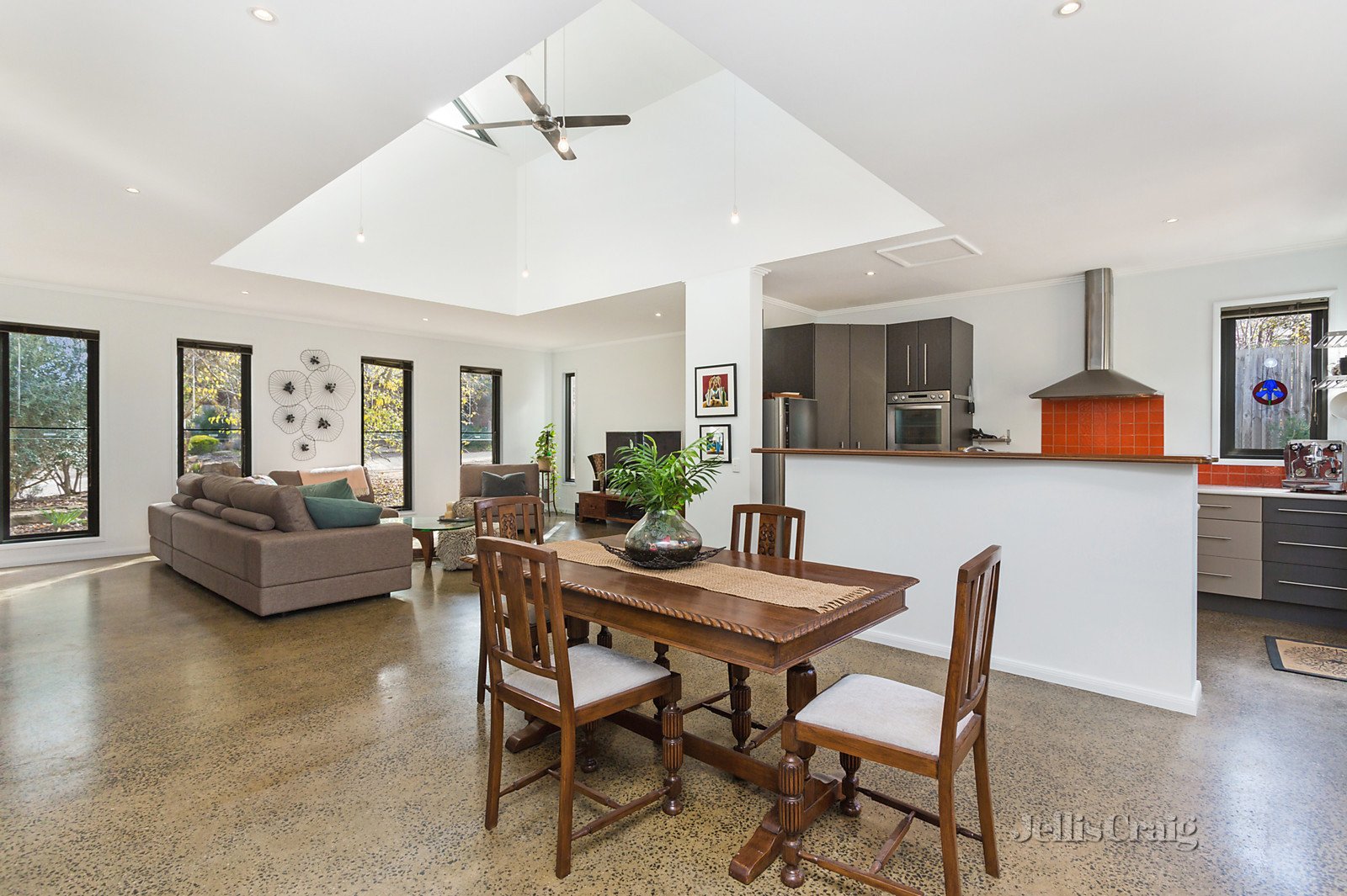 3 George Street, Chewton image 2