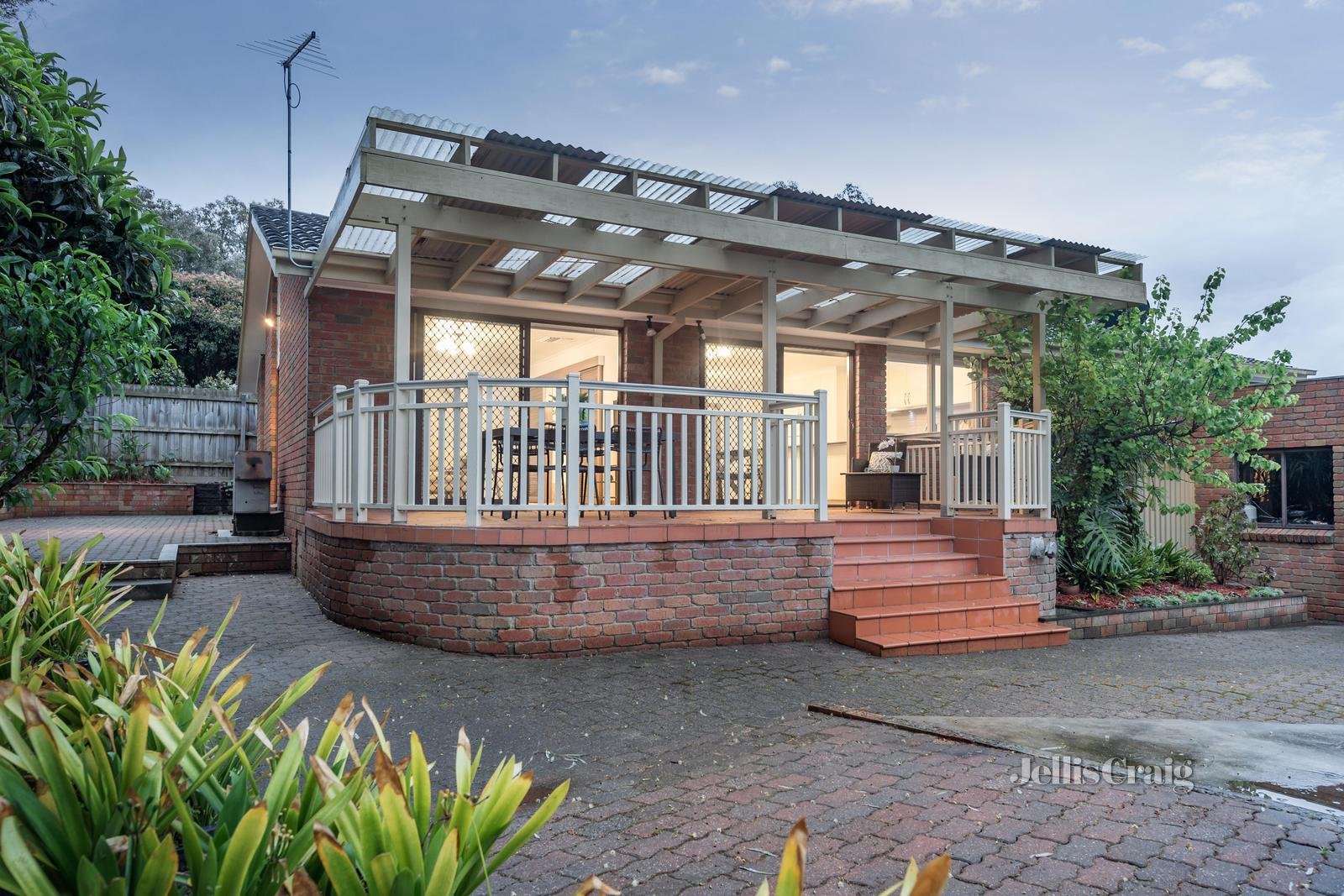 3 Glencairn Court, Eltham North image 13