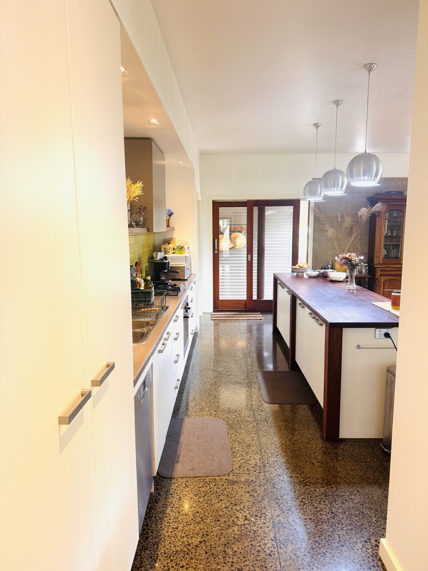 Property Gallery Thumbnail 3