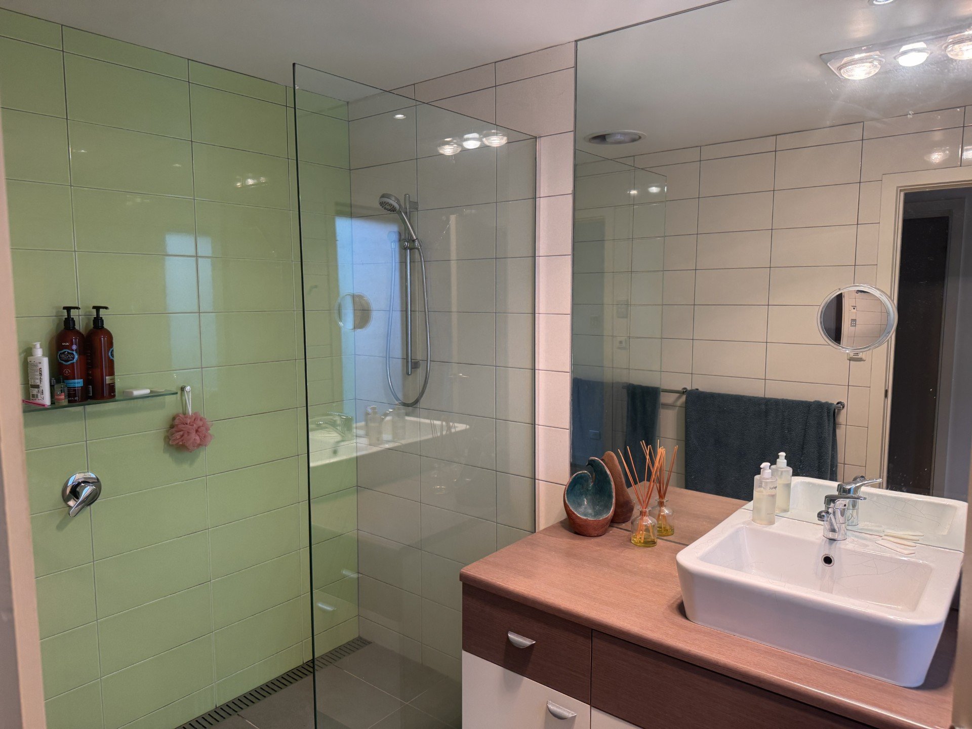 Property Gallery Thumbnail 6
