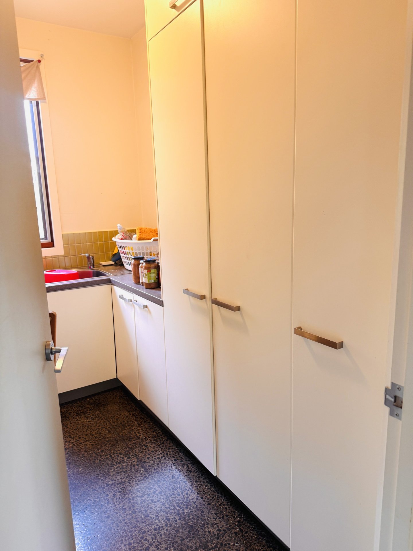Property Gallery Thumbnail 9