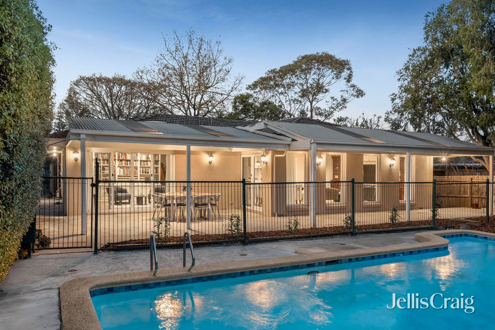 3 Glenora Avenue, Croydon image 16