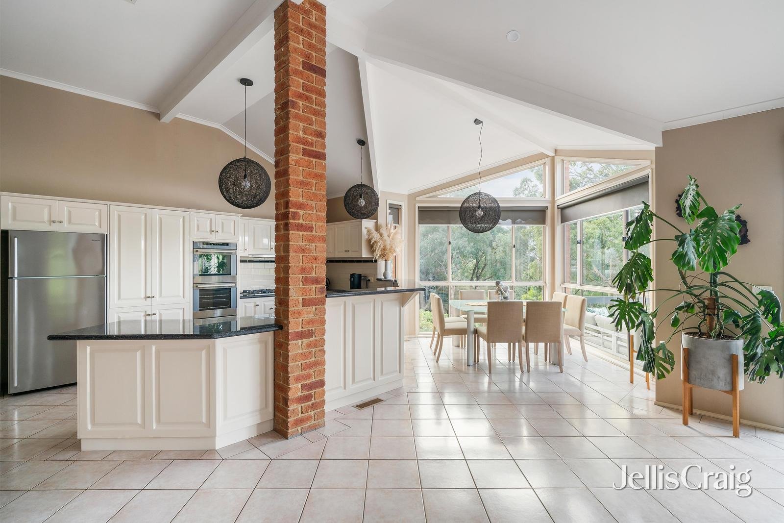 3 Goodlet Place, Eltham image 2