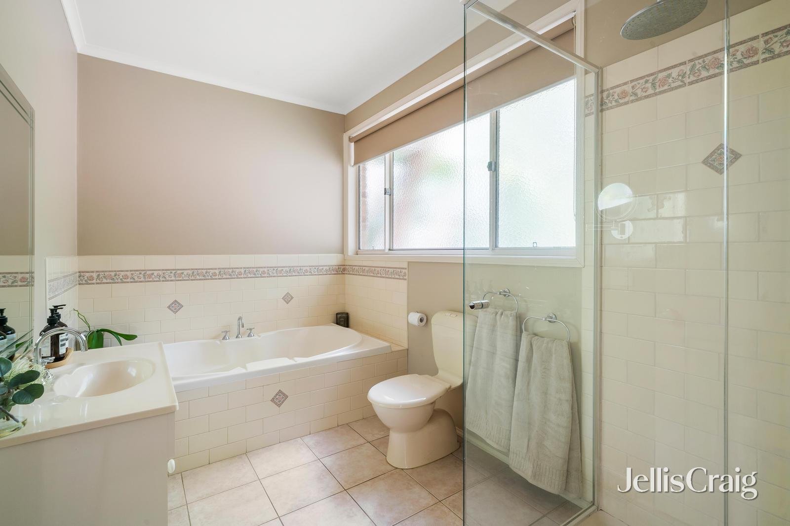 3 Goodlet Place, Eltham image 15