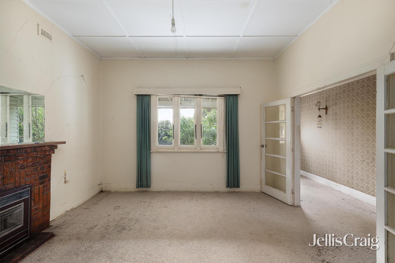 3 Gordon Grove, Preston image 8