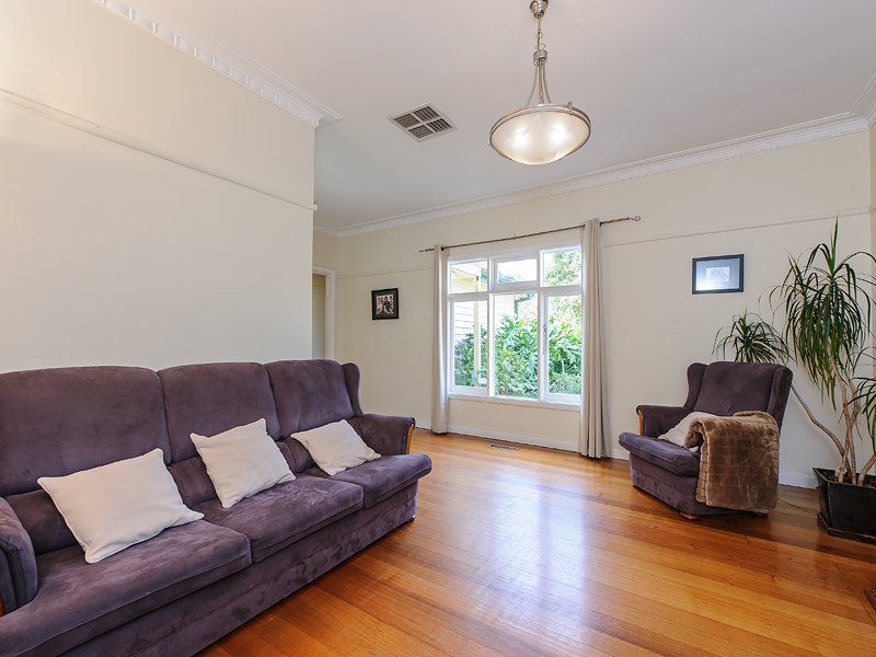 3 Goulburn Street, Box Hill North image 4