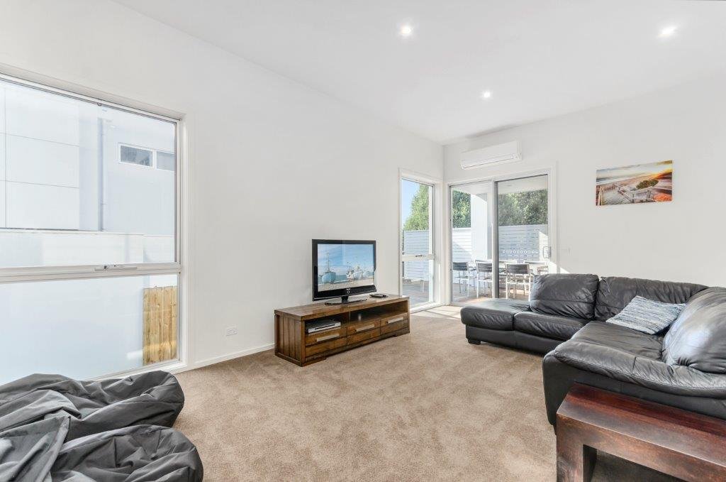 3 Governors Pl  Ocean Grove