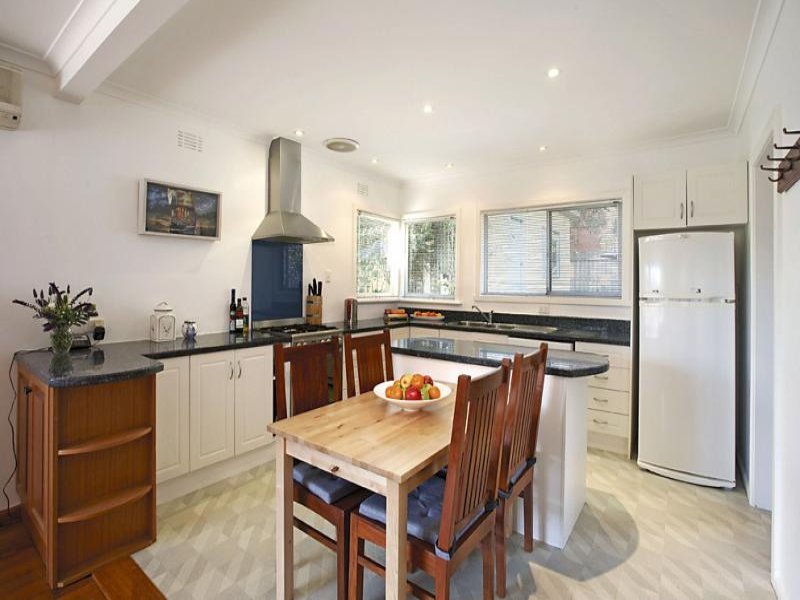 3 Gunyah Road, Blackburn North image 3