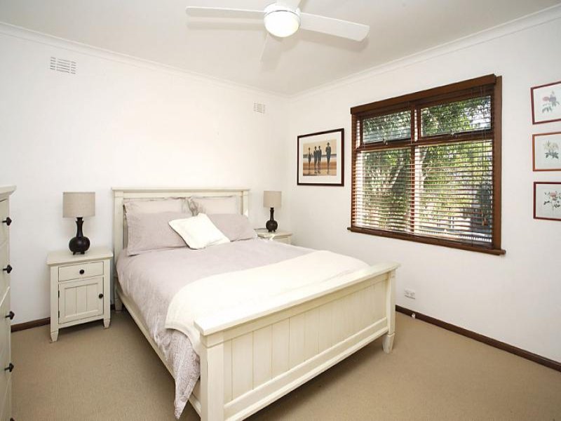 3 Gunyah Road, Blackburn North image 5