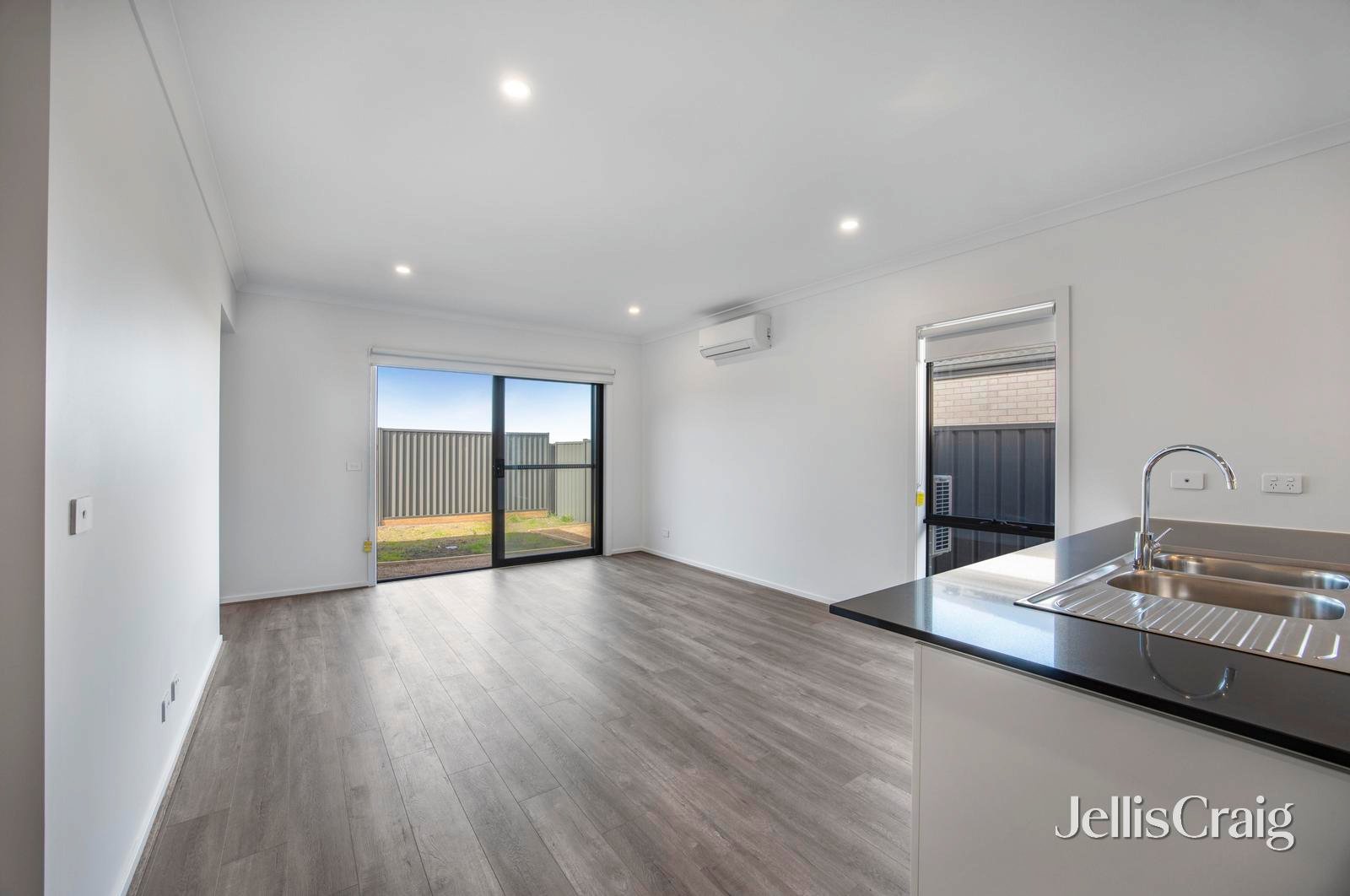 3 Halligan Street, Lucas image 4